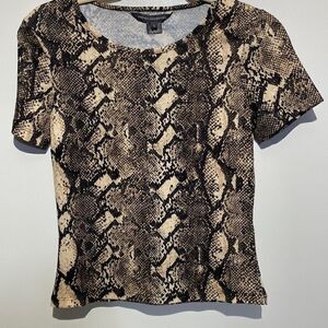 French Connection Women's Short Sleeve Faux Snakeskin T-shirt Cream Size S NWT